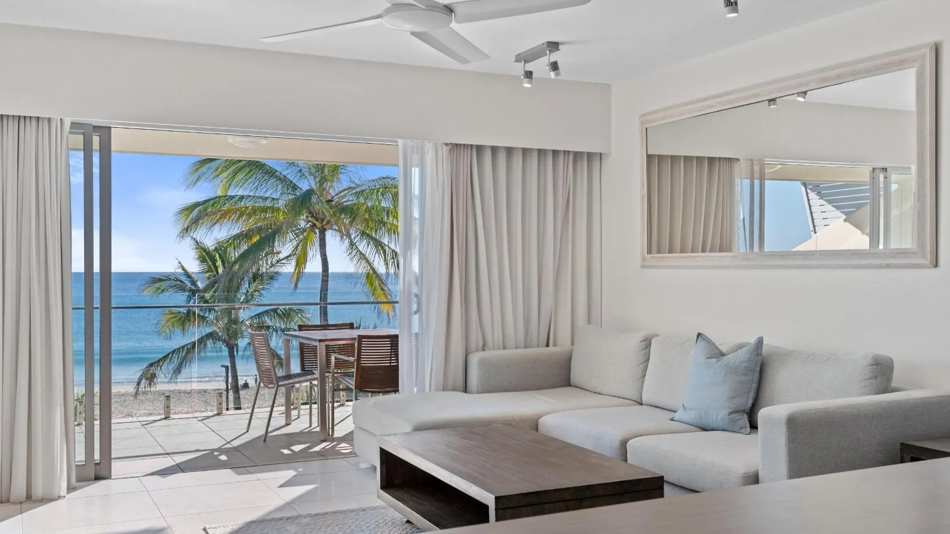 Hotel Fairshore Noosa Heads